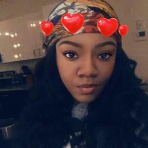 Meet your Posher, Jillian